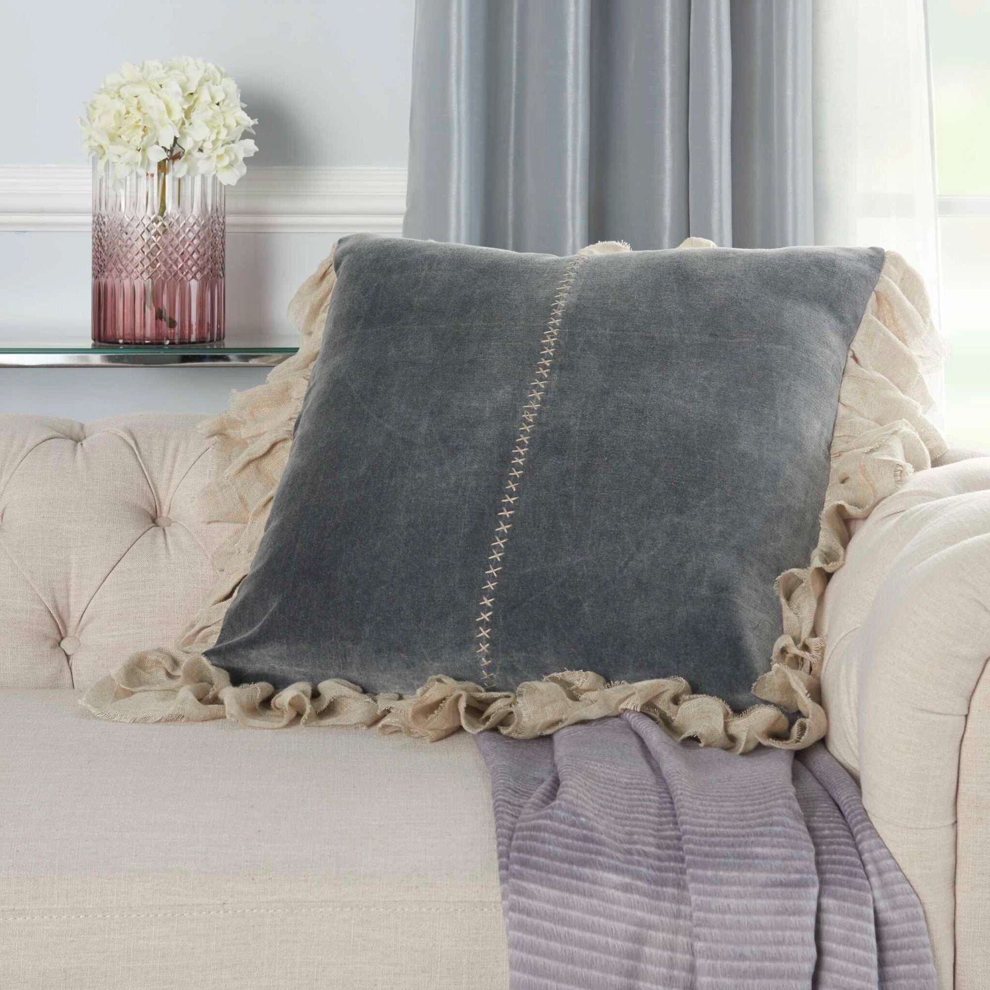 Kussen 'VELVET STRIPES' - beige Kussen 'VELVET STRIPES' - beige